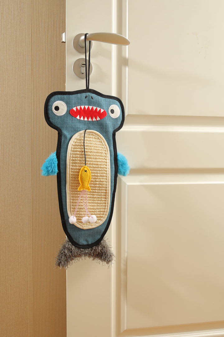JOYFUL SPACE CAT SCRATCH ALLIGATOR 1PZ — GiGwi